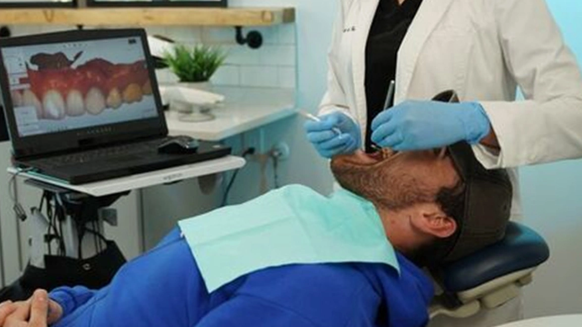 Smile Makeover for Men: How Small Changes Make a Big Difference